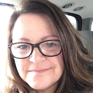 Meet your Posher, Toni lyn